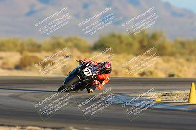 media/Nov-17-2024-CVMA (Sun) [[1fec520723]]/Race 18-Supersport Middleweight/